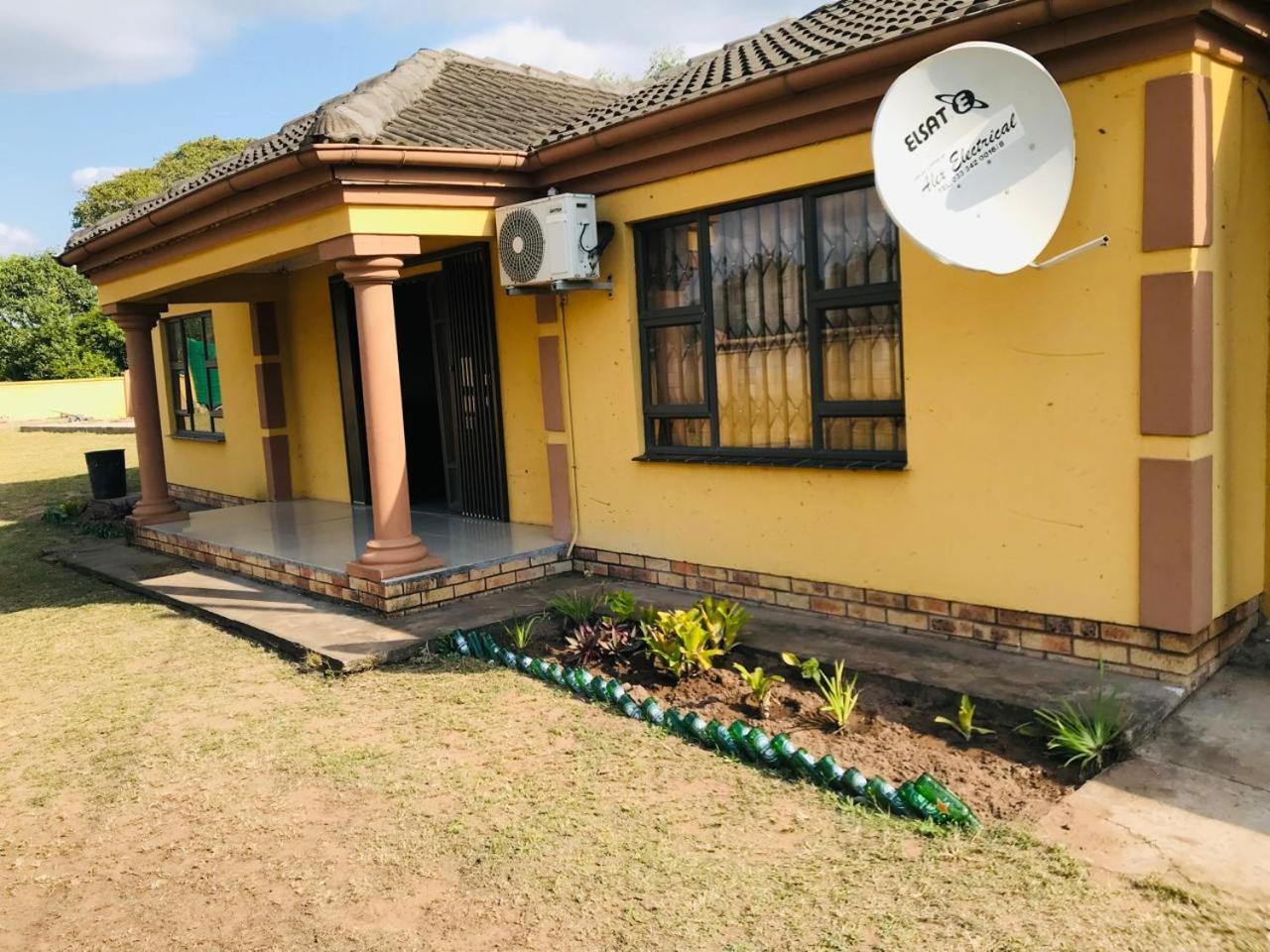 Sqalo Guest House Vergelee Exterior photo